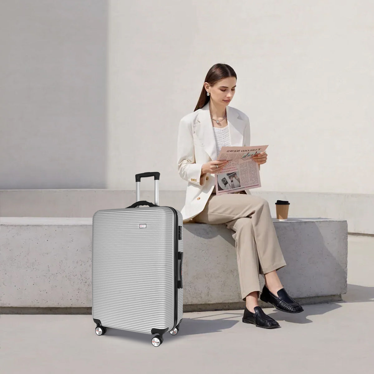 3 pcs 20"/24"/28" Digital Weighing Scale and USB Charging Port Lightweight Luggage Suitcase Silver