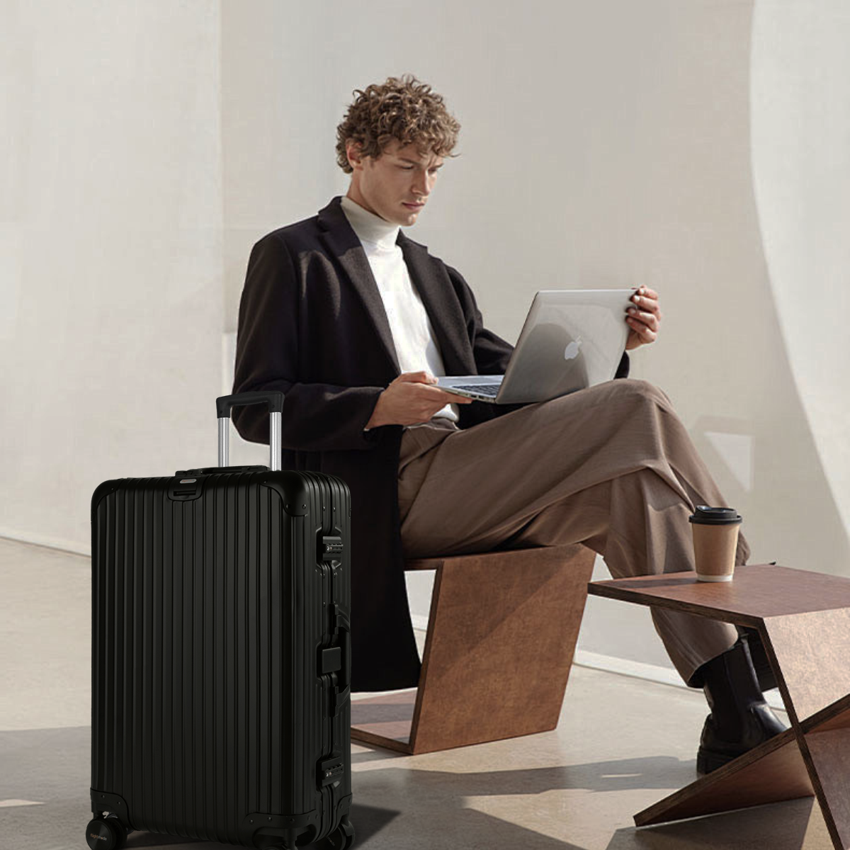 Flightmode Aluminium Luggage LARGE- Black